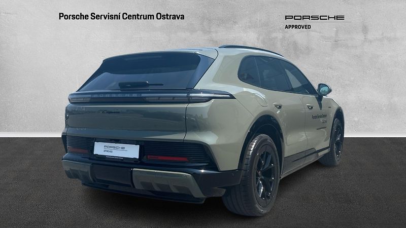 Porsche Cayenne Electric - fotka 6 z 24