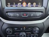 Jeep Cherokee 147kW 4x4 LIMITED KŮŽE NAV - náhled 34