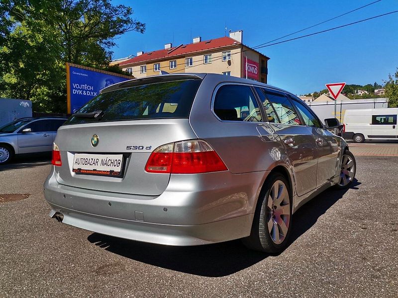 BMW Řada 5 (2005) 3.0d 160kw M57 Automat - fotka 5 z 27