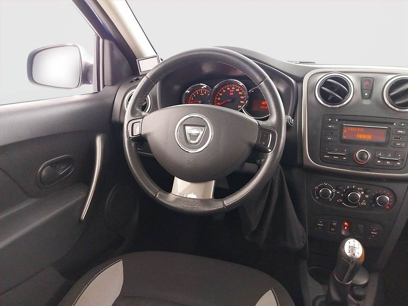 Dacia Sandero (2013) 1.5 dCi, Tempomat - fotka 7 z 17