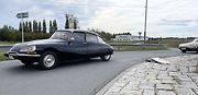 Svatováclavská jízda vedla i Studénkou, kde dělal Miroslav Tovaryš motospojku, 28. 9. 2024.