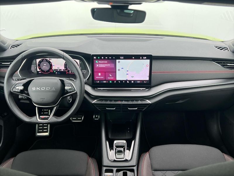 Škoda Octavia 2,0 TSi 195kW 7DSG  IV. RS - fotka 5 z 31