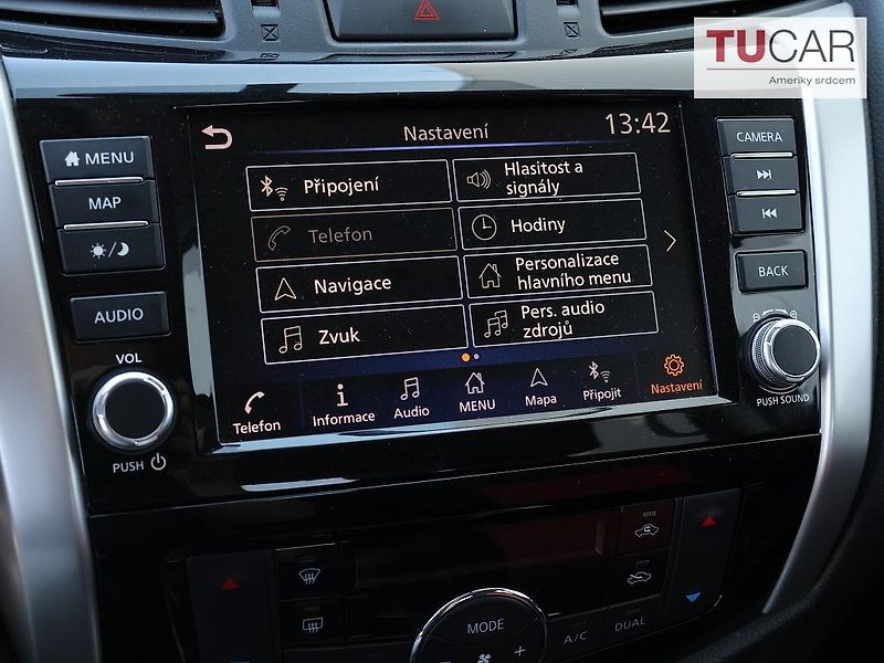 Nissan Navara (2019) 2.2 DIesel Automat  - fotka 26 z 38