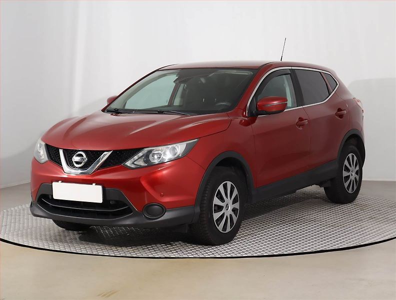 Nissan Qashqai (2015) 1.2 DIG-T, Serv.kniha, Xenony - fotka 2 z 12