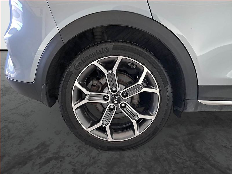 Kia XCeed (2019) 1.4 T-GDI, ČR,1.maj - fotka 15 z 19