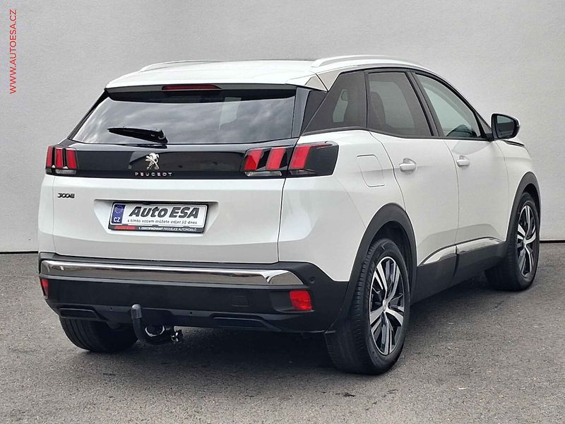 Peugeot 3008 (2017) 1.2 PT, Allure, AT, panor, TZ - fotka 4 z 17