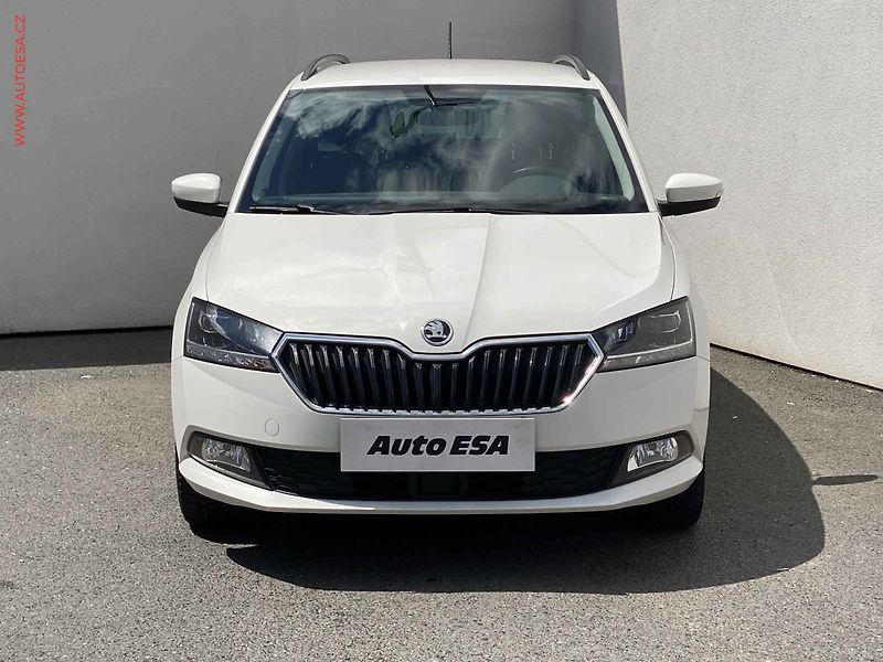 Škoda Fabia (2021) 1.0 TSi, 2.maj,ČR, Style - fotka 2 z 16