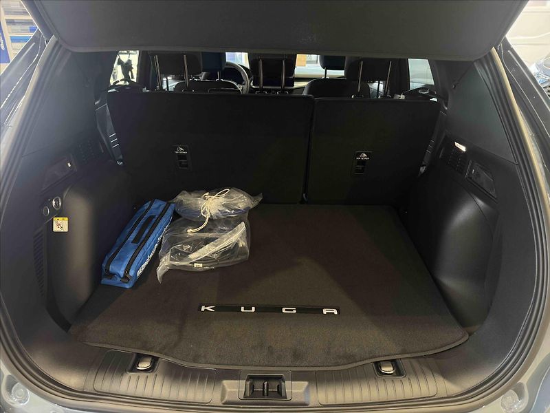 Ford Kuga (2026) 2,5 PHEV eCVT  BlueCruise edit - fotka 16 z 18
