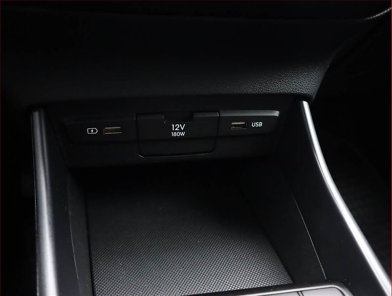 Hyundai i20 (2022) 1.0 T-GDI, Serv.kniha - fotka 16 z 18