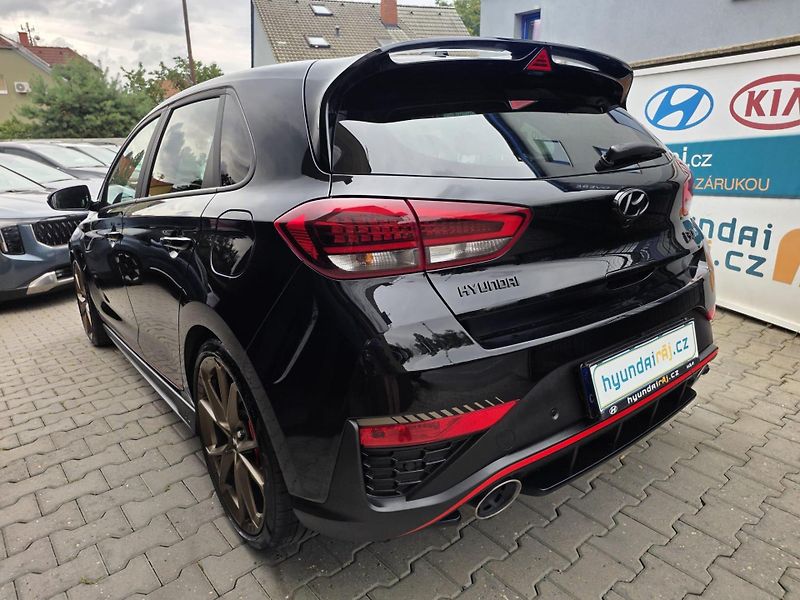 Hyundai i30 2.0-N-206kw-LIMIT EDICE 25ks - fotka 16 z 40