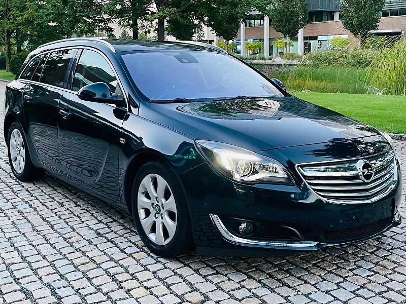 Opel Insignia 2.0CDTi MANUÁL KAMERA SERVISKA - fotka 8 z 46