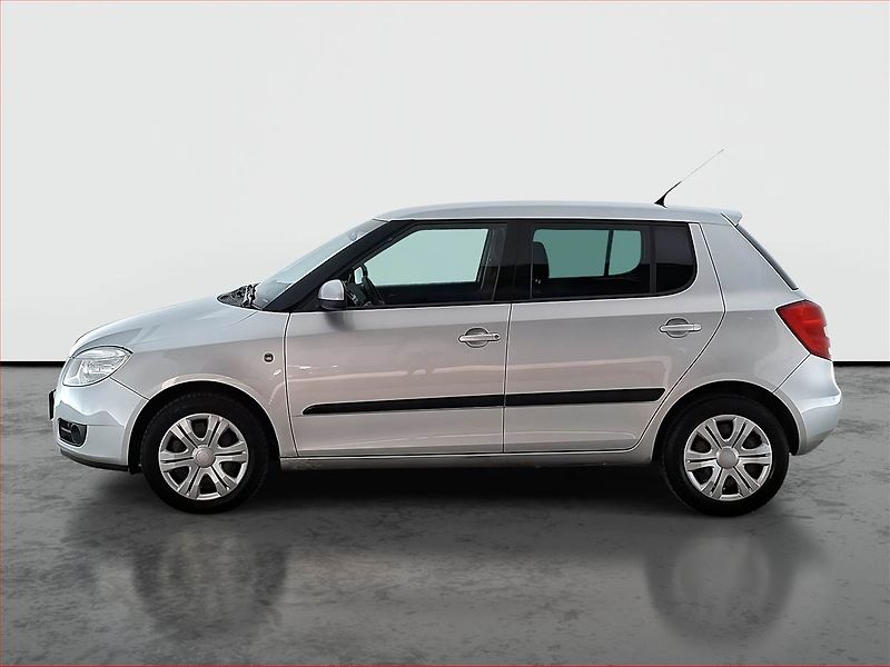 Škoda Fabia (2008) 1.6 16V, nová STK - fotka 3 z 13