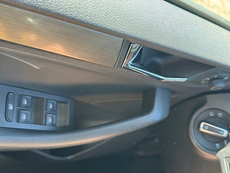 Škoda Rapid (2019) Style 1.0 TSI 81kW - fotka 20 z 24