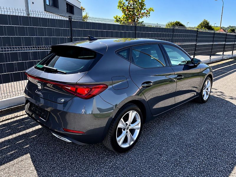 Seat Leon (2021) 1.5 TSI 110 kW DSG FR - fotka 4 z 47