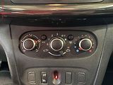 Dacia Sandero (2018) 0.9 TCe, servis.kniha, AC - náhled 13