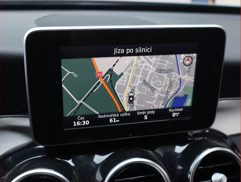 Mercedes-Benz Třídy C (2016) C 200 d, Automat, Serv.kniha - fotka 16 z 21