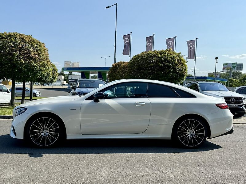 Mercedes-Benz Třídy E (2020) 53 AMG 4MATIC+ kupé - fotka 5 z 58