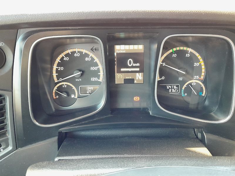 Mercedes-Benz Actros 1848 LowDeck - fotka 20 z 35
