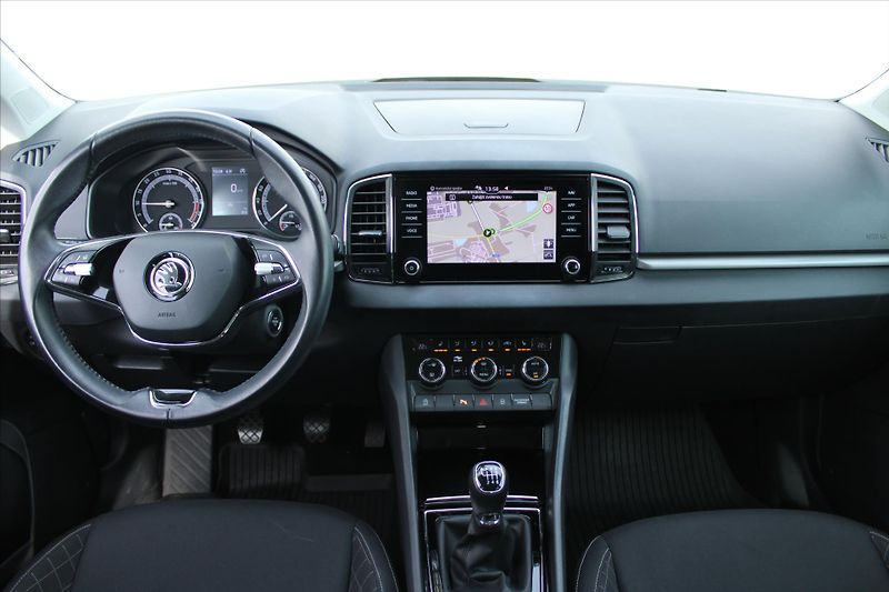 Škoda Karoq 2.0TDI 85kW AMBITION 1.MAJ. ČR - fotka 12 z 28