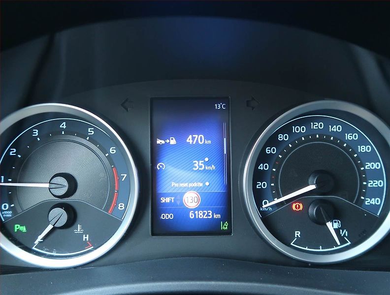 Toyota Corolla (2017) 1.6 Valvematic, ČR,1.maj - fotka 11 z 14