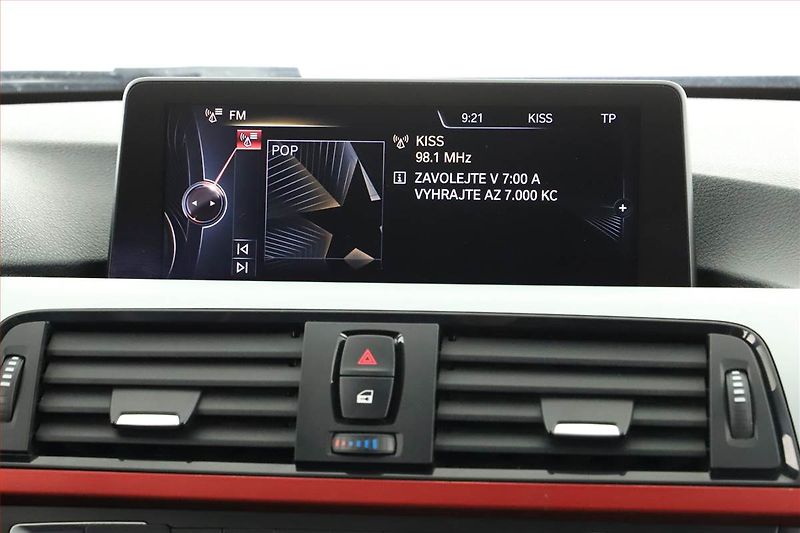 BMW Řada 3 (2013) 320 d xDrive, 4X4, Automat - fotka 14 z 17