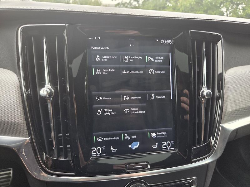 Volvo S90 (2019) - fotka 15 z 24