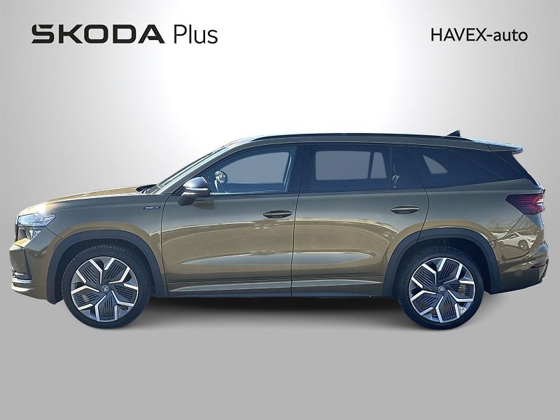 Škoda Kodiaq (2025) 2.0 TDI 4x4 DSG Sportline - fotka 3 z 39