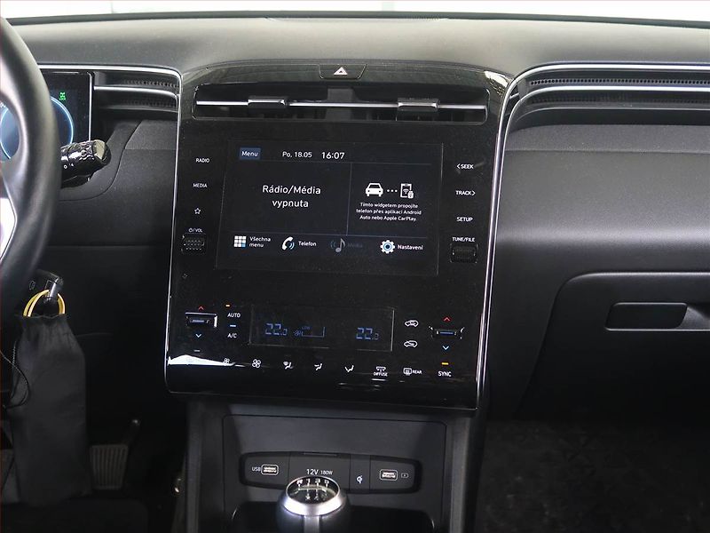 Hyundai Tucson (2022) 1.6 T-GDI - fotka 10 z 13