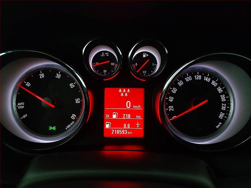 Opel Zafira (2015) 1.6 CDTI, 7 míst, Navi - fotka 11 z 21