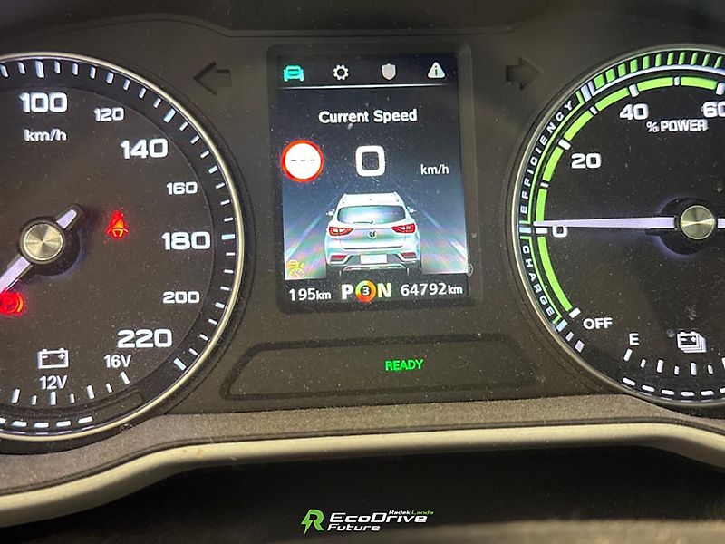 MG ZS (2021) 44,5 kWh, FWD (143 koní) - fotka 8 z 9
