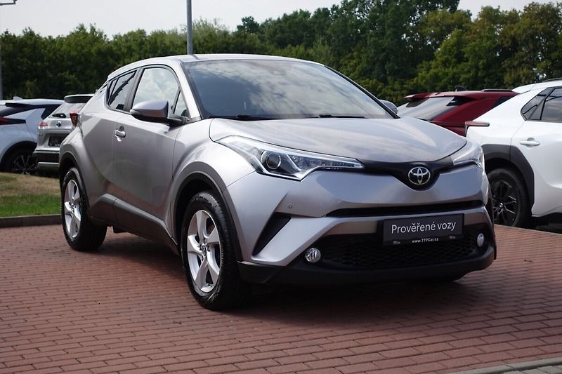 Toyota C-HR 1,2 T 6M/T Active Htd seats - fotka 3 z 32
