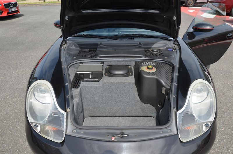 Porsche 911 (2000) Carrera 4  motor po GO - fotka 17 z 20
