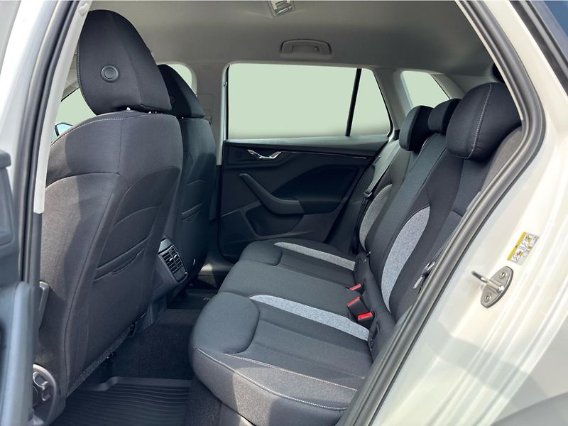 Škoda Kamiq 1.0 TSi 85 kW SELECTION - fotka 12 z 26