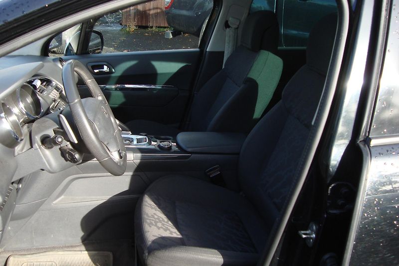 Peugeot 3008 (2013) 1.6HDi,Hybrid 4,AUT,4x4,Panora - fotka 22 z 78