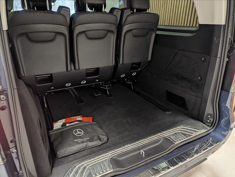 Mercedes-Benz Třídy V V300 XL  AMG AVANTGARDE 4 MATI - fotka 28 z 31