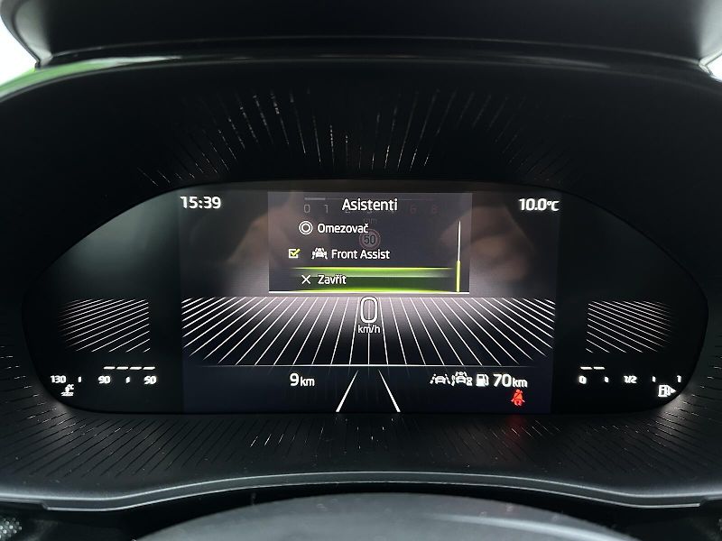 Škoda Fabia 1.0TSi 95PS LED V.Cockpit Clim - fotka 18 z 34