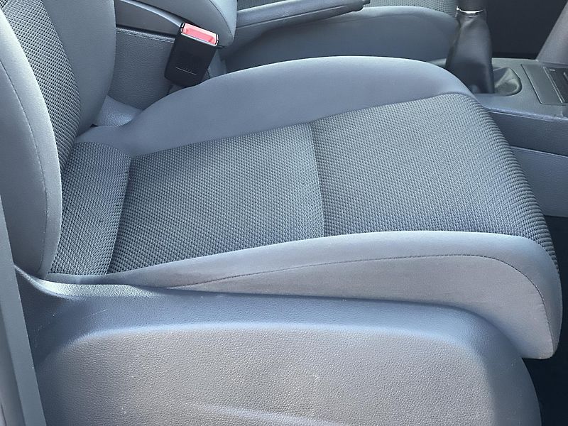 Volkswagen Touran 1.2TSi 77kw  7MÍST TEMPOMAT  - fotka 35 z 43