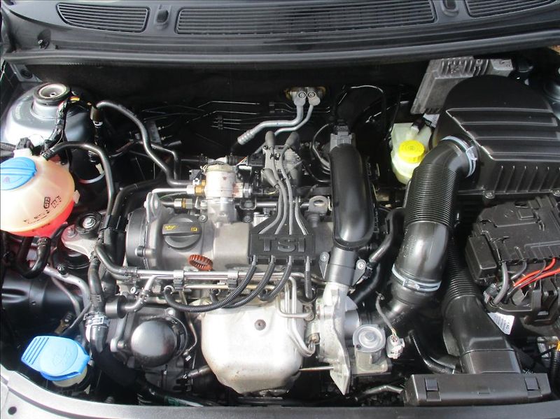 Škoda Fabia 1,2 i, Eleg.,aut.klima,servis, - fotka 29 z 43