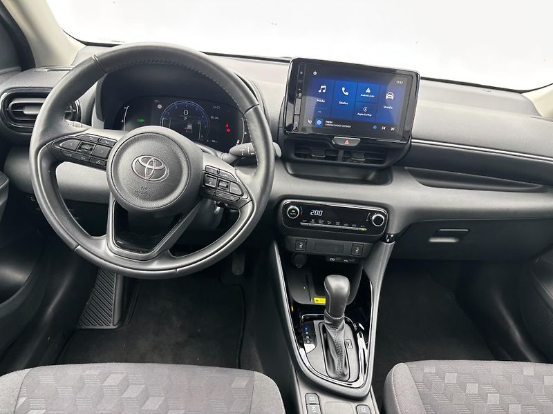 Toyota Yaris 1.5 HSD e-CVT Style - fotka 5 z 27