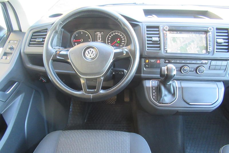 Volkswagen Multivan 2.0 TDI DSG 4MOTION AUT. KLIMA - fotka 11 z 24