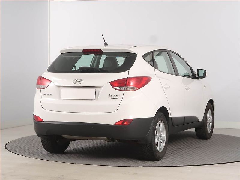 Hyundai ix35 (2015) 1.7 CRDi, Tempomat - fotka 5 z 17
