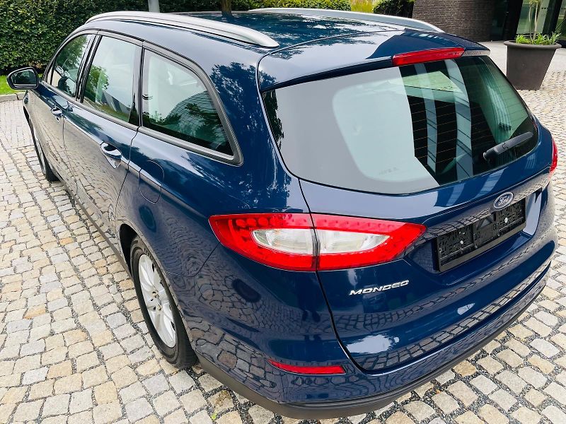 Ford Mondeo 2.0TDCi MANUÁL TAŽNÉ SERVISKA  - fotka 17 z 48
