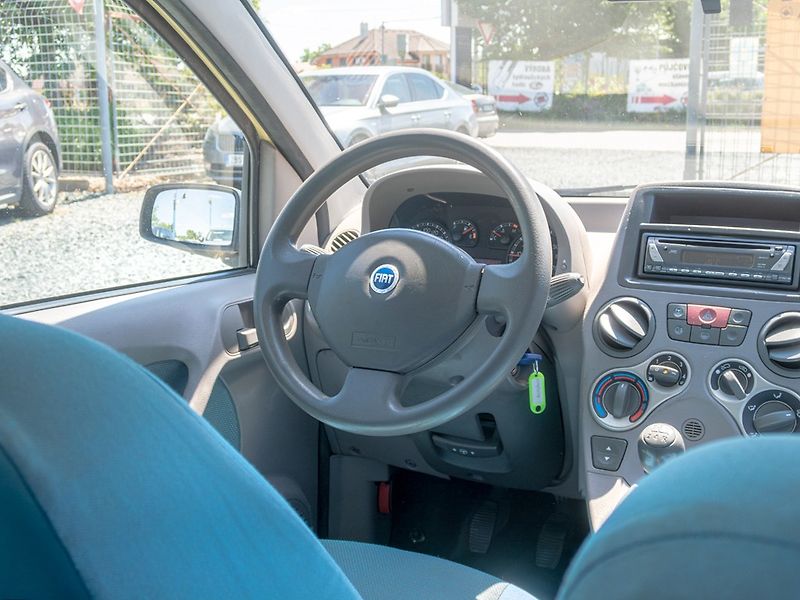 Fiat Panda (2005) 1.2i 44KW SERVO – KLIMA - fotka 12 z 36