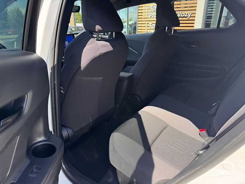Toyota C-HR 1.8 Style - fotka 13 z 13