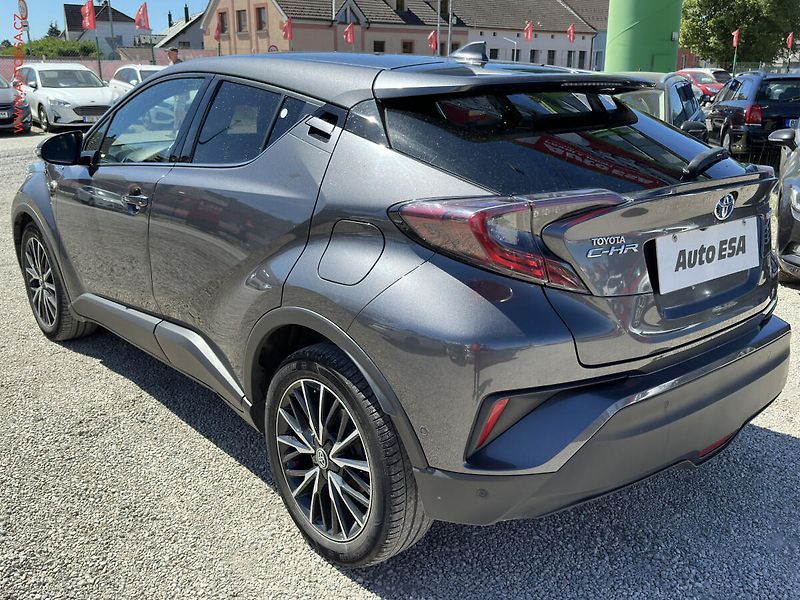 Toyota C-HR (2018) 1.8i, 2.maj,ČR, AT, LED - fotka 6 z 18