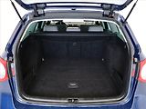 Volkswagen Passat (2009) 1.9 TDI, po STK, Tažné - náhled 11