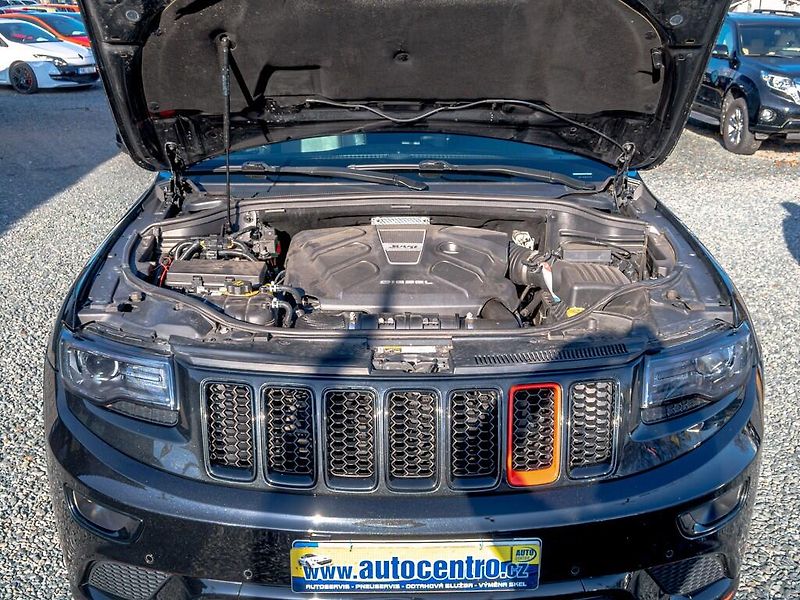 Jeep Grand Cherokee (2016) 3.0CRD 184KW - SUMMIT - fotka 46 z 53