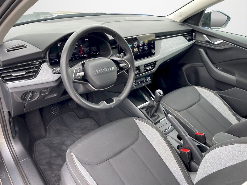 Škoda Kamiq (2025) 1.0 TSI 85kW Selection - fotka 5 z 33