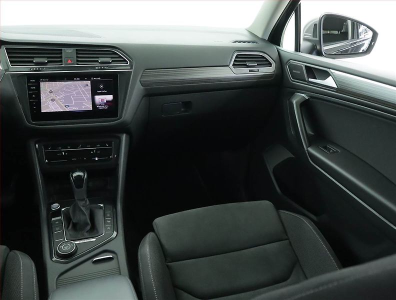 Volkswagen Tiguan (2022) Elegance 2.0 TDI - fotka 8 z 16