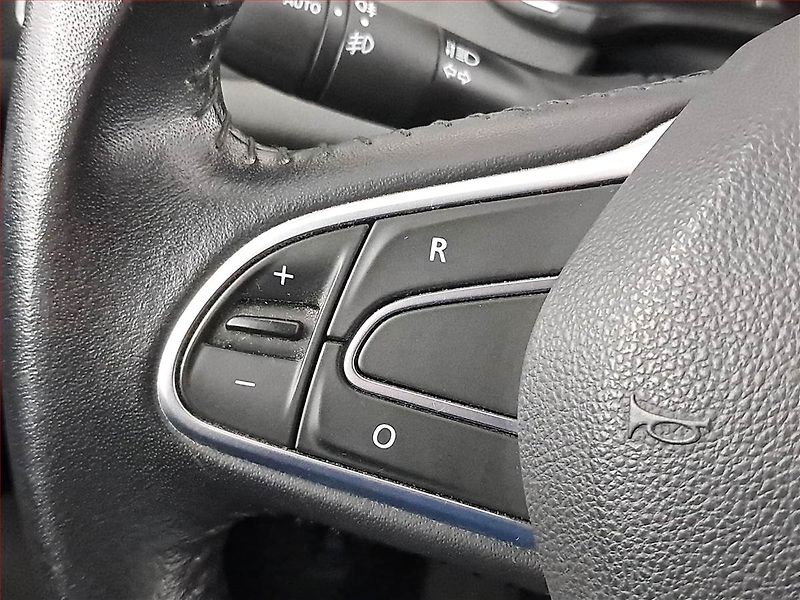 Renault Mégane (2019) Limited 1.5 Blue dCi, ČR,1.maj - fotka 19 z 21